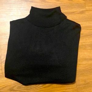 Nova men medium Black turtle neck